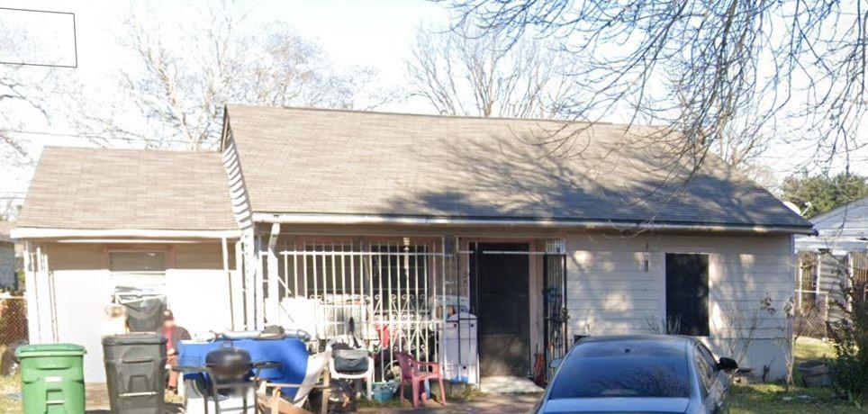 Property Photo: 3811 Landa Lane TX 77023
