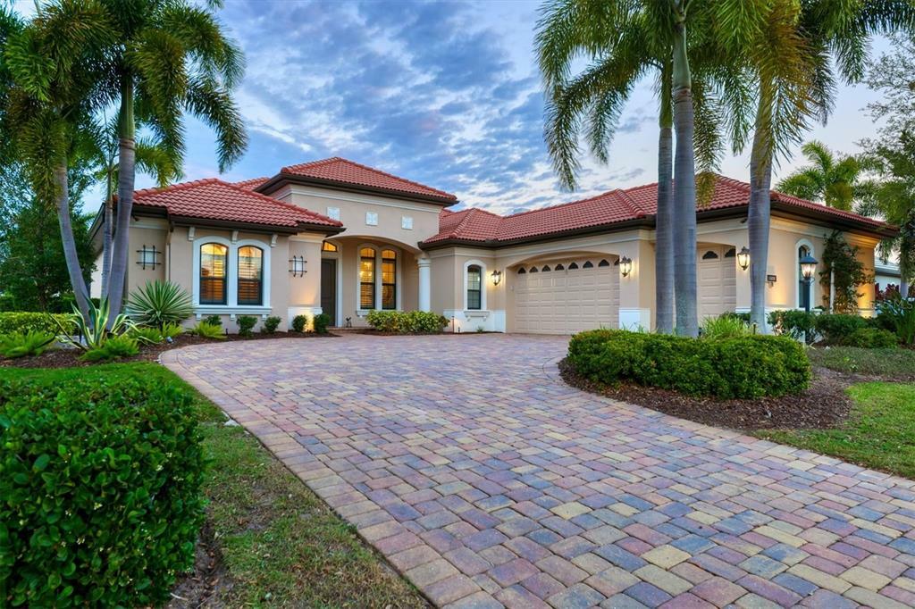 Property Photo:  14619 Leopard Creek Place  FL 34202 