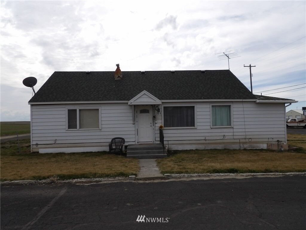 Property Photo: 108 S Clarke Street WA 99169
