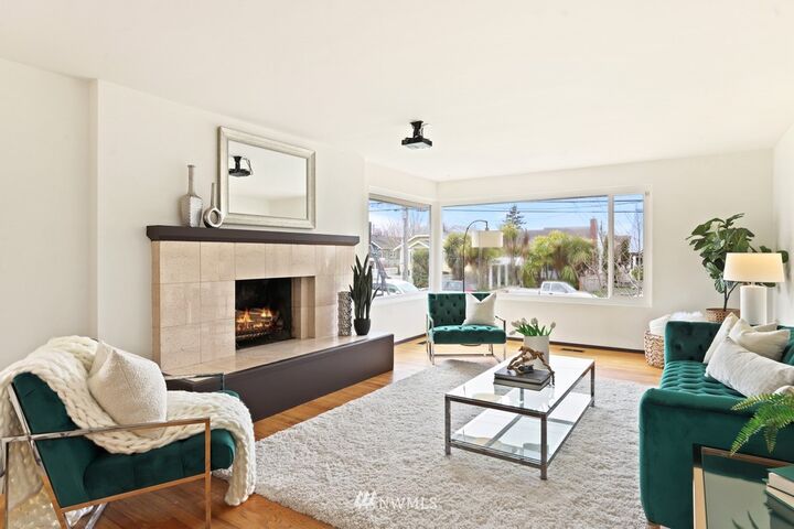 Property Photo: 3226 60th Avenue SW WA 98116