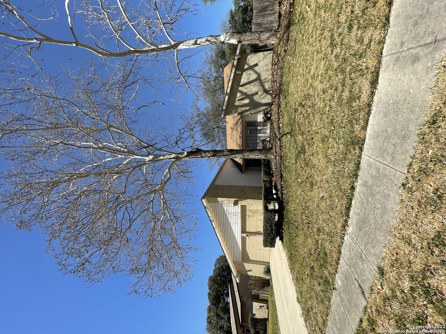 Property Photo: 13319 Los Indios St TX 78233