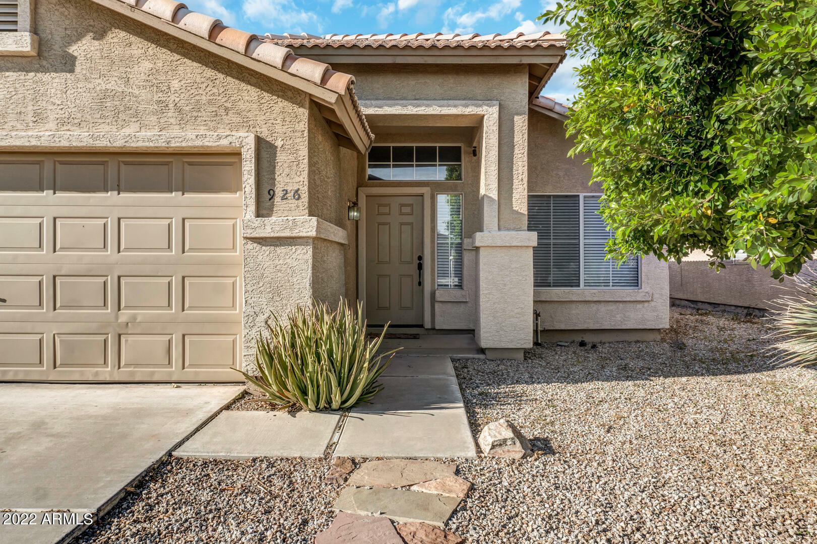 Property Photo:  926 E Carla Vista Place  AZ 85225 