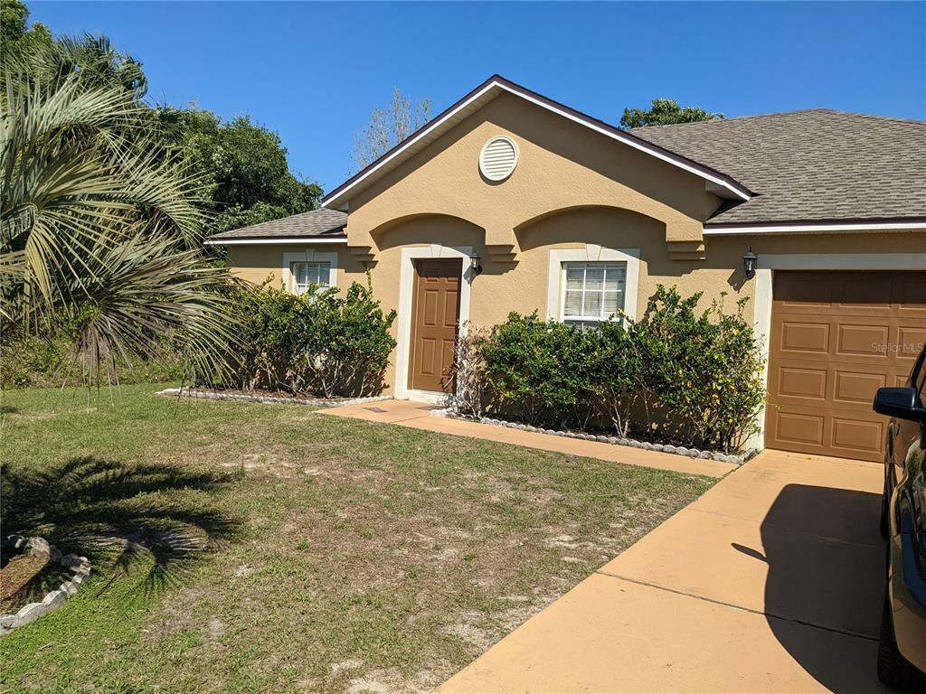 Property Photo:  907 Cannes Drive  FL 34759 