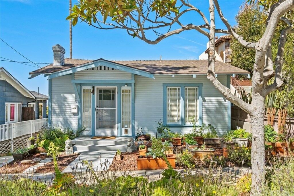 Property Photo: 509 S Francisca Avenue CA 90277
