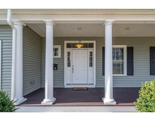 Property Photo:  37 Pine St 37  MA 01801 