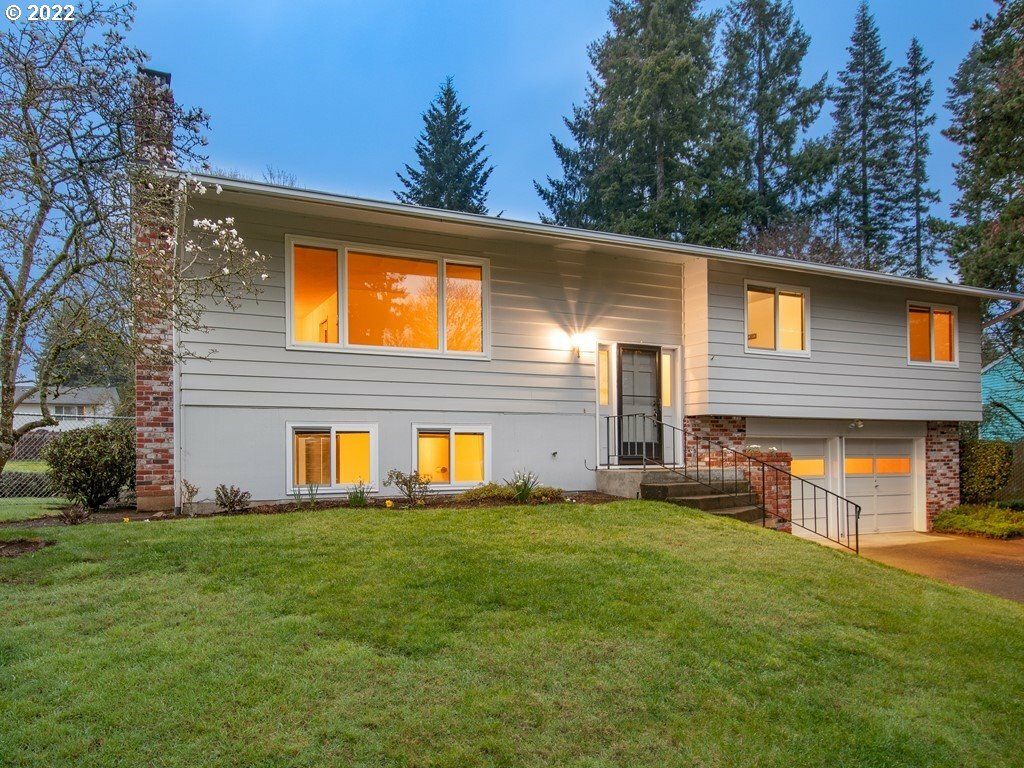 Property Photo:  6241 NW Lupin Way  WA 98663 