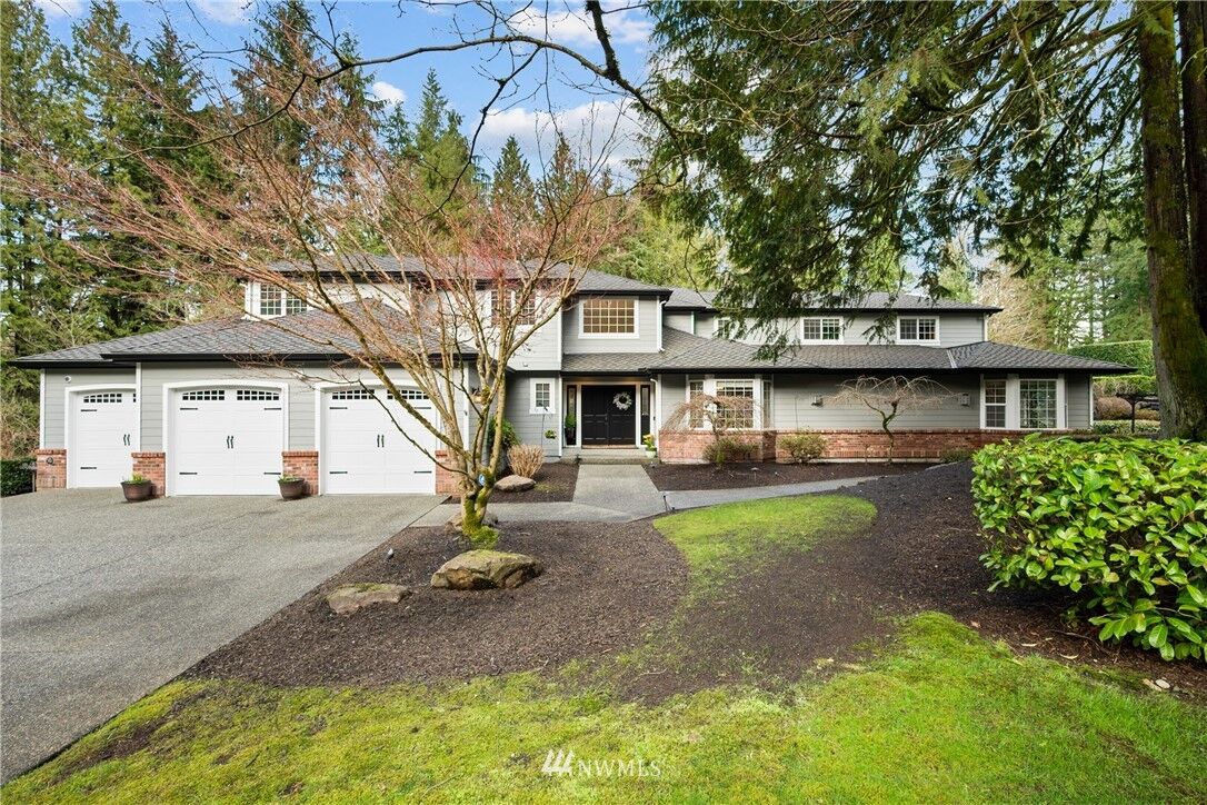 Property Photo: 18350 222nd Way NE WA 98077