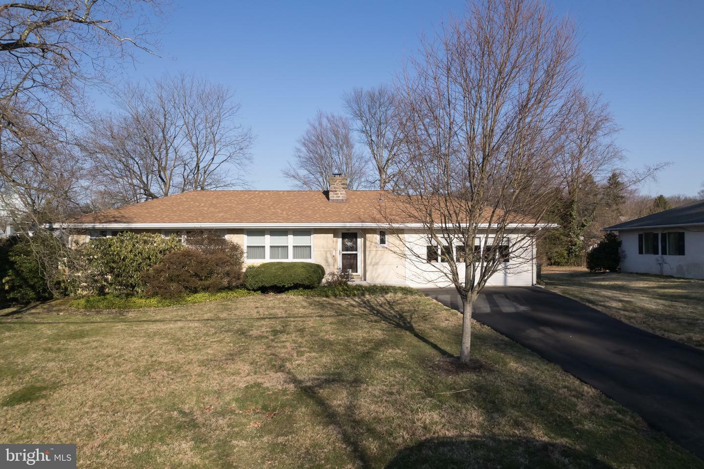 Property Photo:  1136 Jericho Road  PA 19001 