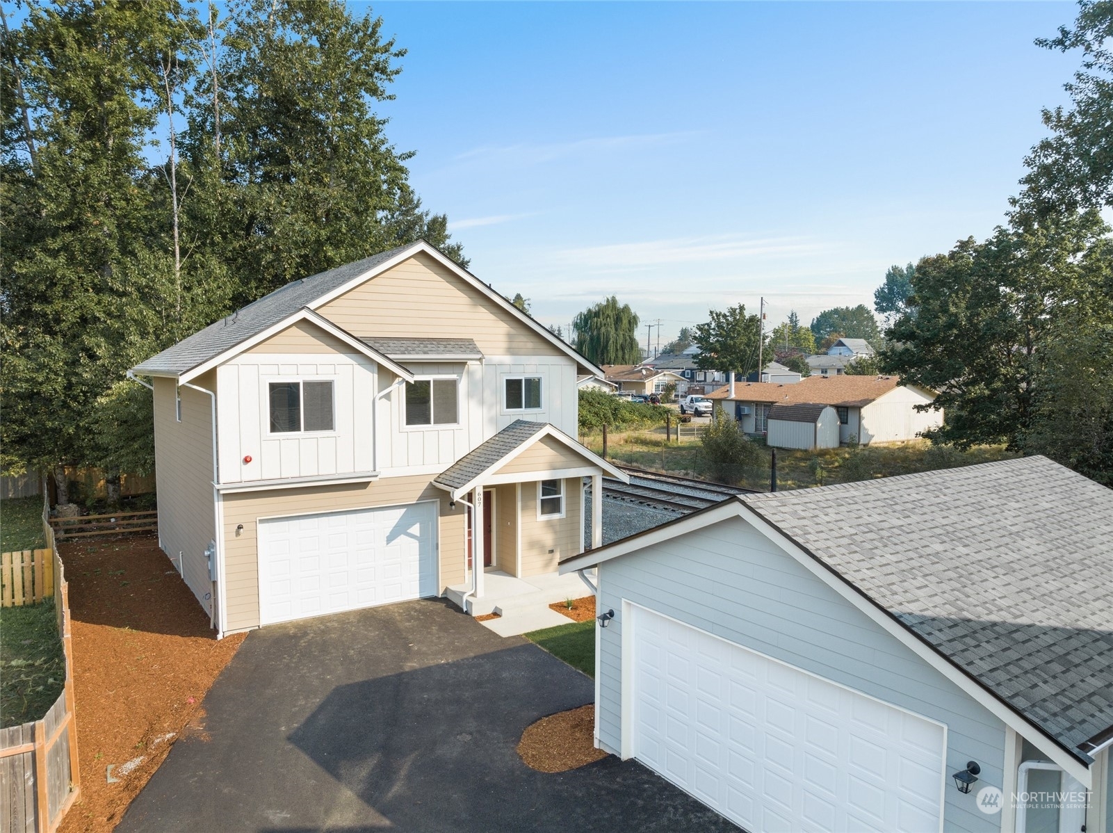 Property Photo:  607 E 68th Street  WA 98404 