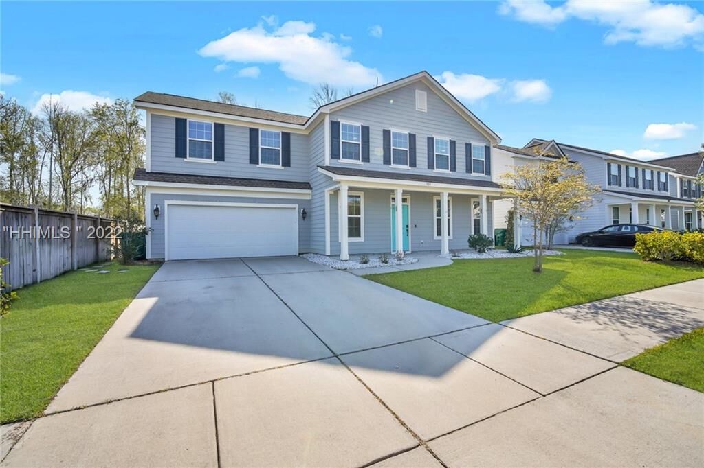 Property Photo:  305 Green Leaf Way  SC 29910 