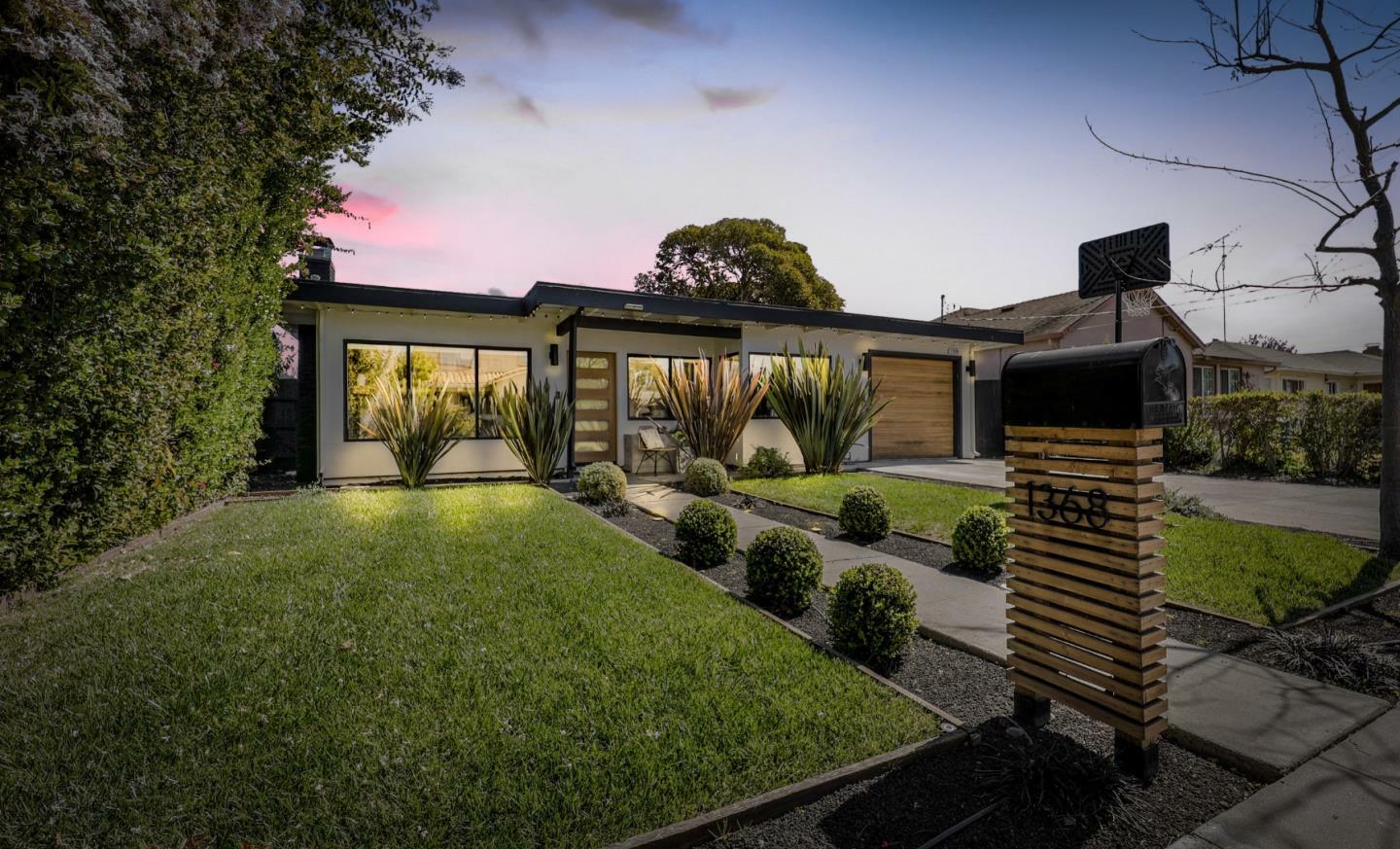 Property Photo: 1368 Sevier Avenue CA 94025