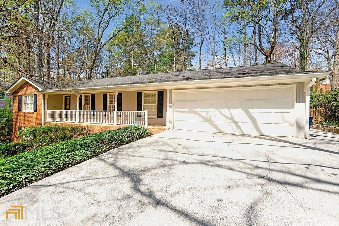 Property Photo:  24 Brandon Ridge Drive  GA 30328 