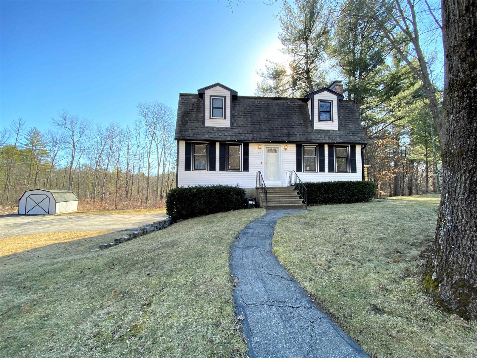 Property Photo:  67 Musket Drive  NH 03062 
