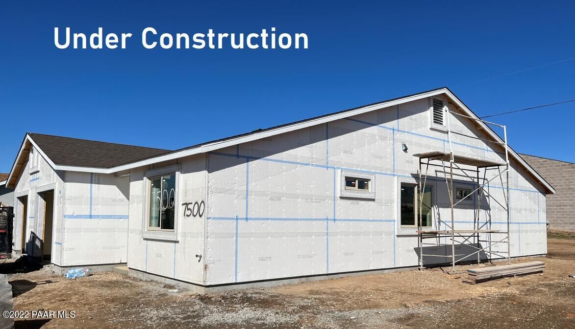 Property Photo: 7500 E Horseshoe Lane AZ 86314