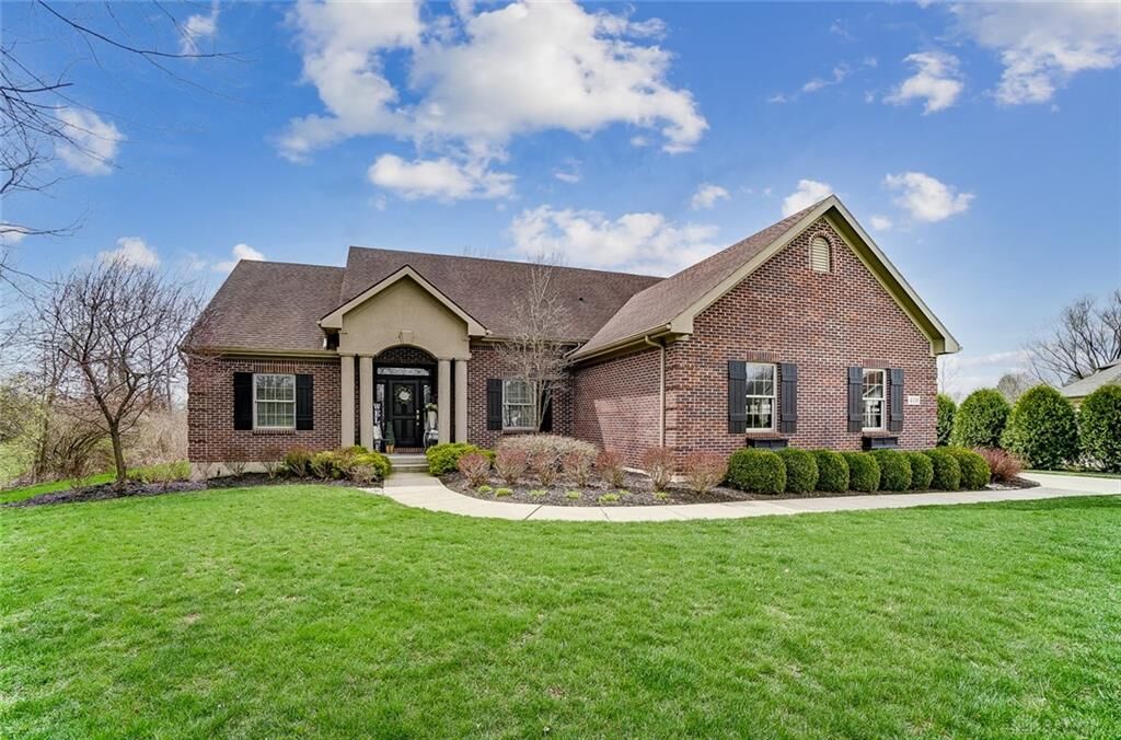 Property Photo: 410 Poplar Grove Court OH 45066