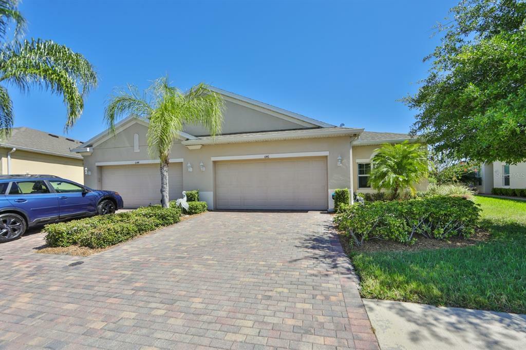 Property Photo:  646 Chipper Drive  FL 33573 