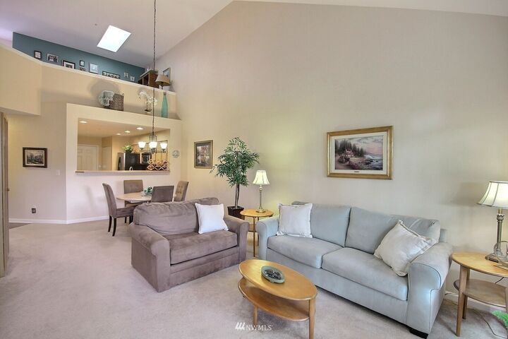 Property Photo: 5909 Panorama Drive SE 9-103 WA 98092