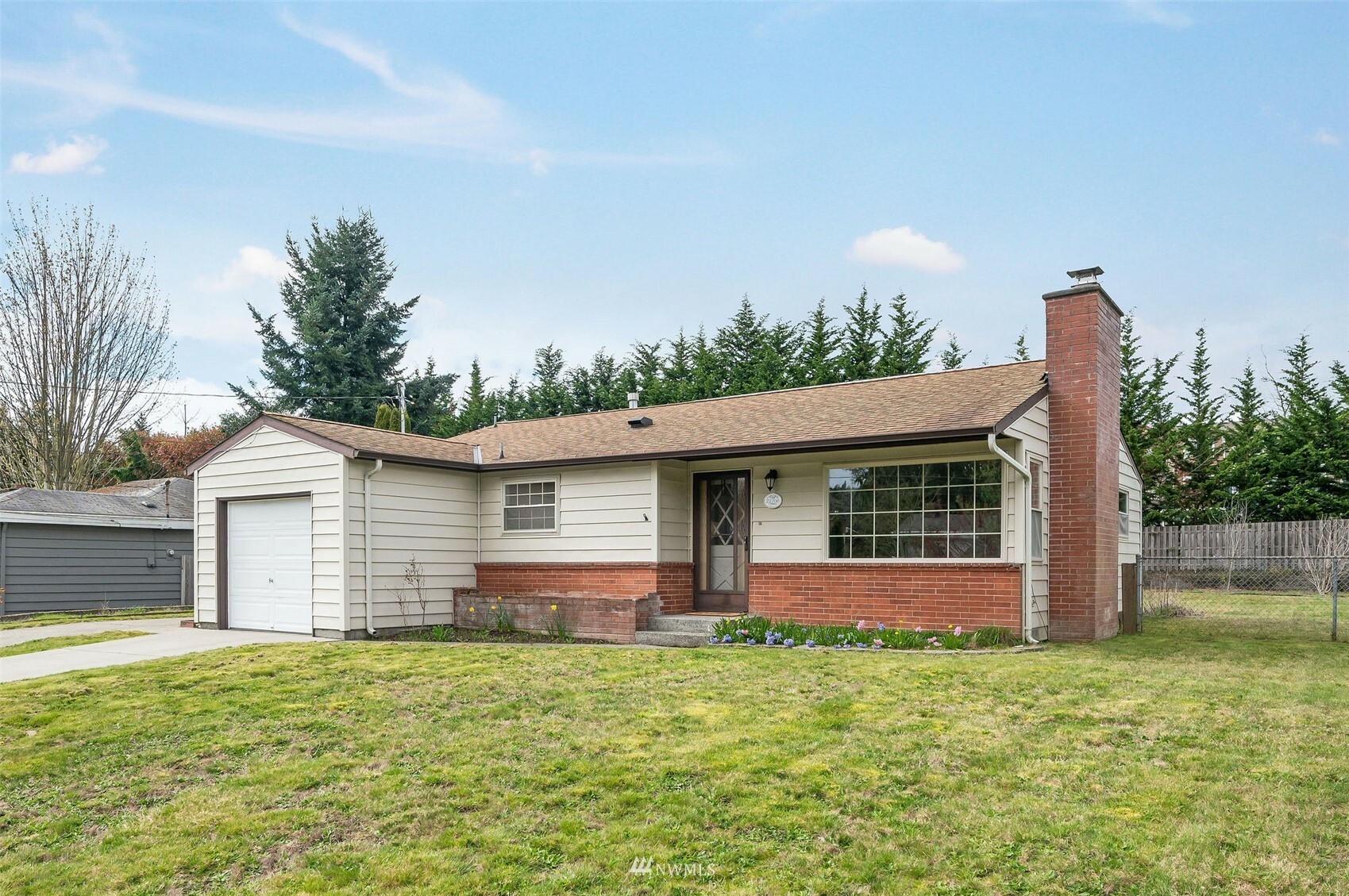 Property Photo:  22706 74th Place W  WA 98026 