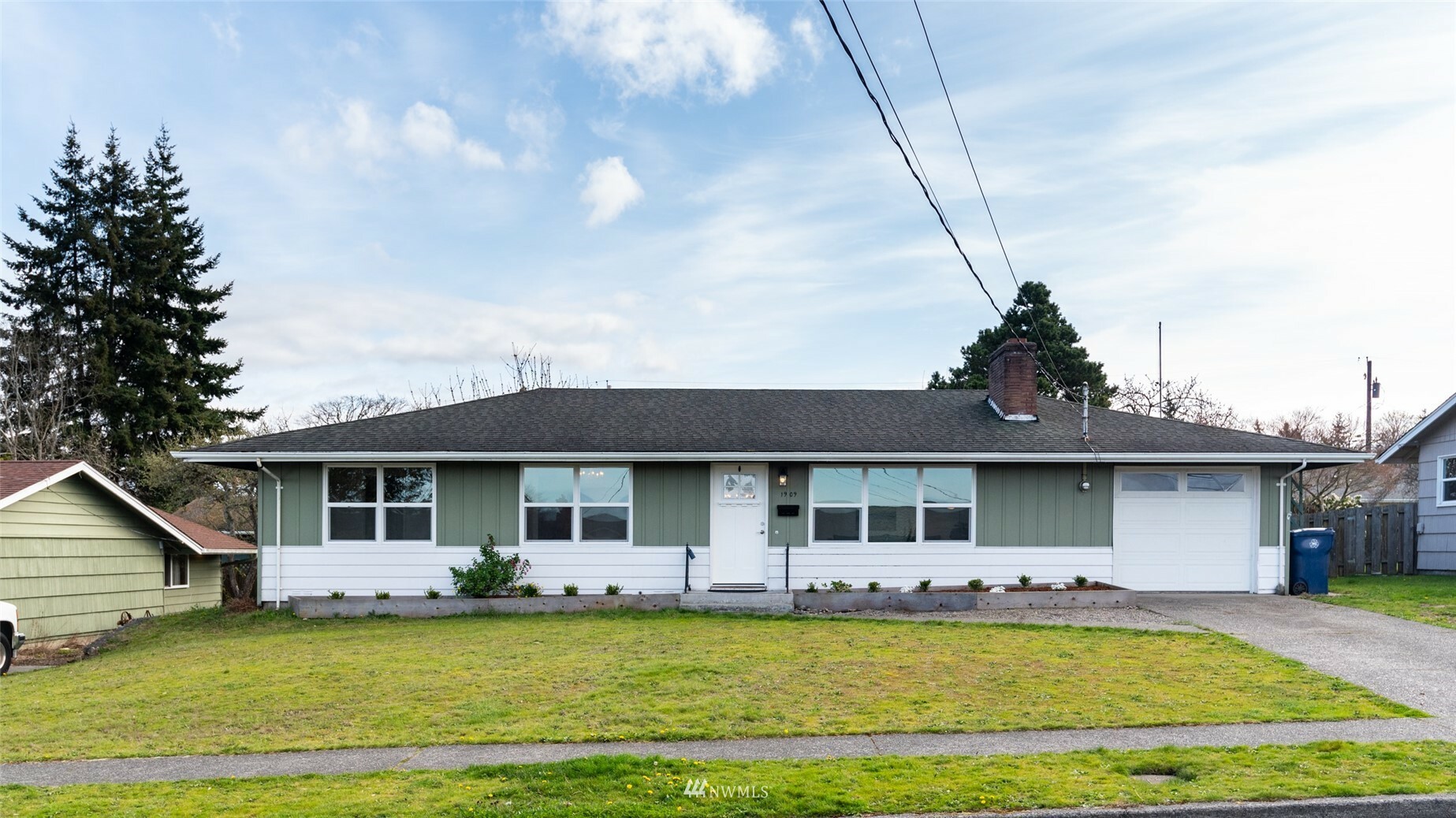 Property Photo:  1909 22nd Street  WA 98221 