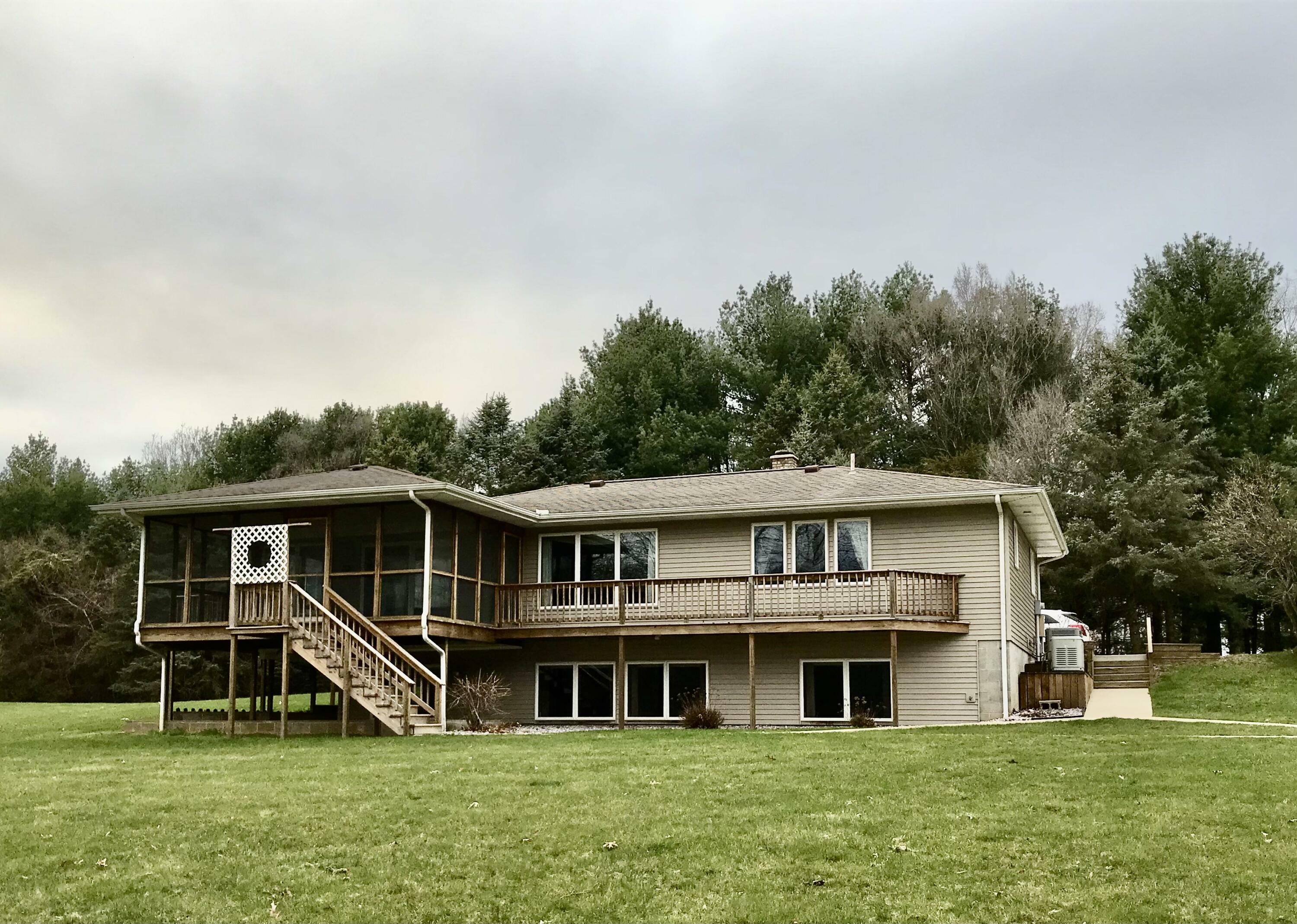 Property Photo: 68541 Crooked Creek MI 49099