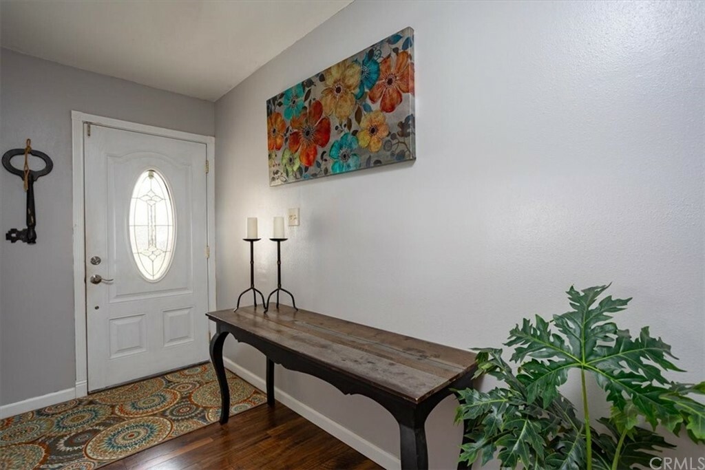 Property Photo:  1509 W Lemon Avenue  CA 93436 