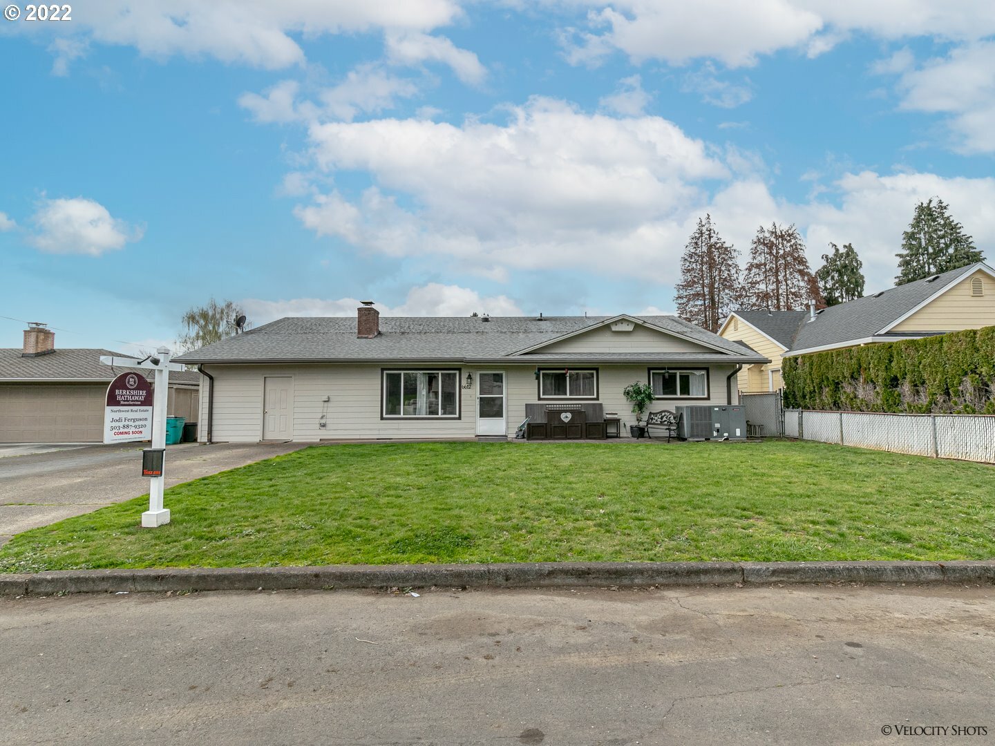 Property Photo: 6612 NW 5th Ave WA 98665