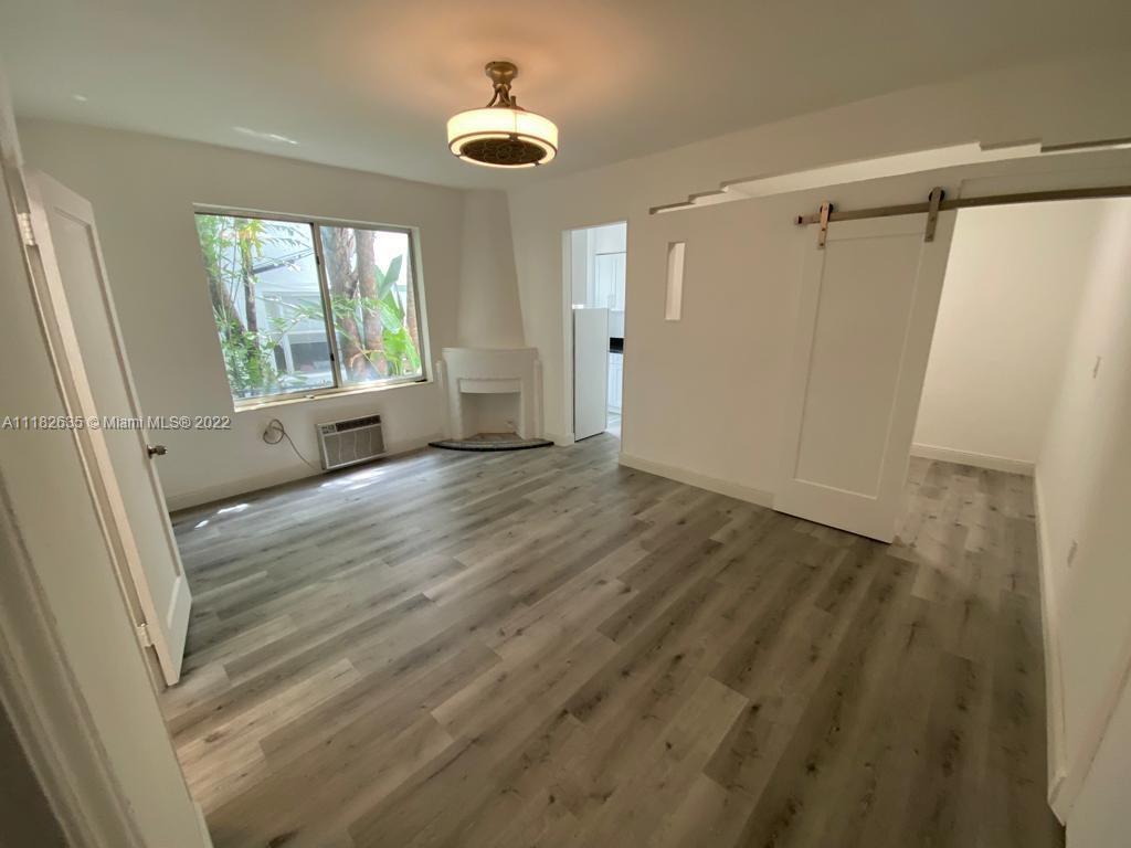 Property Photo: 1525 Meridian Ave 107 FL 33139