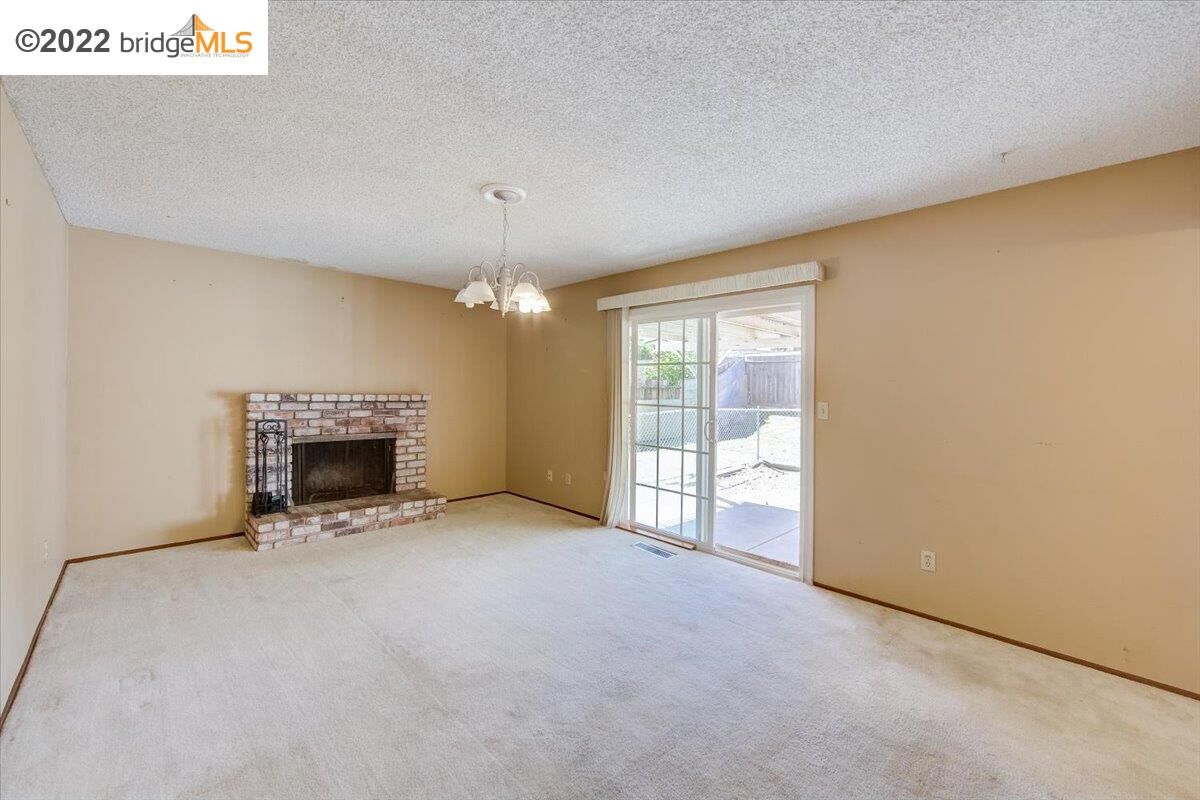 Property Photo: 1668 Limewood Pl CA 94565
