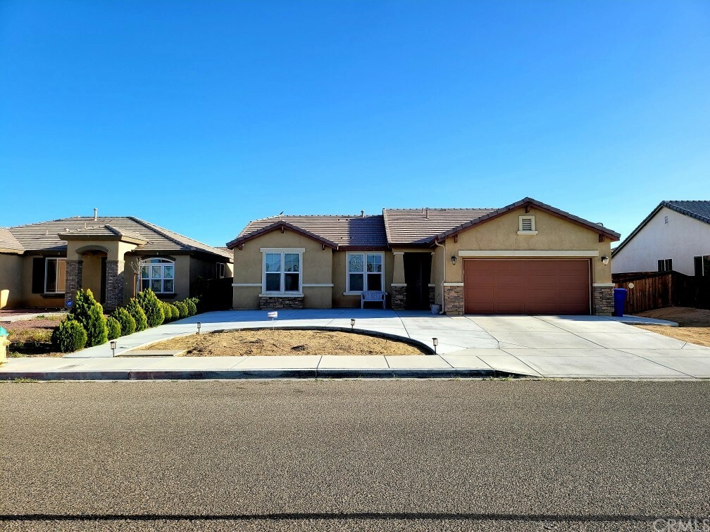 13979 Little Park Street  Victorville CA 92394 photo