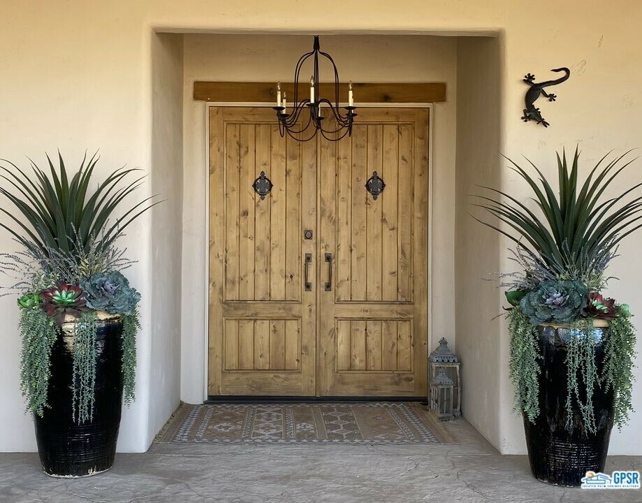 Property Photo: 60495 Yucca Road CA 92561