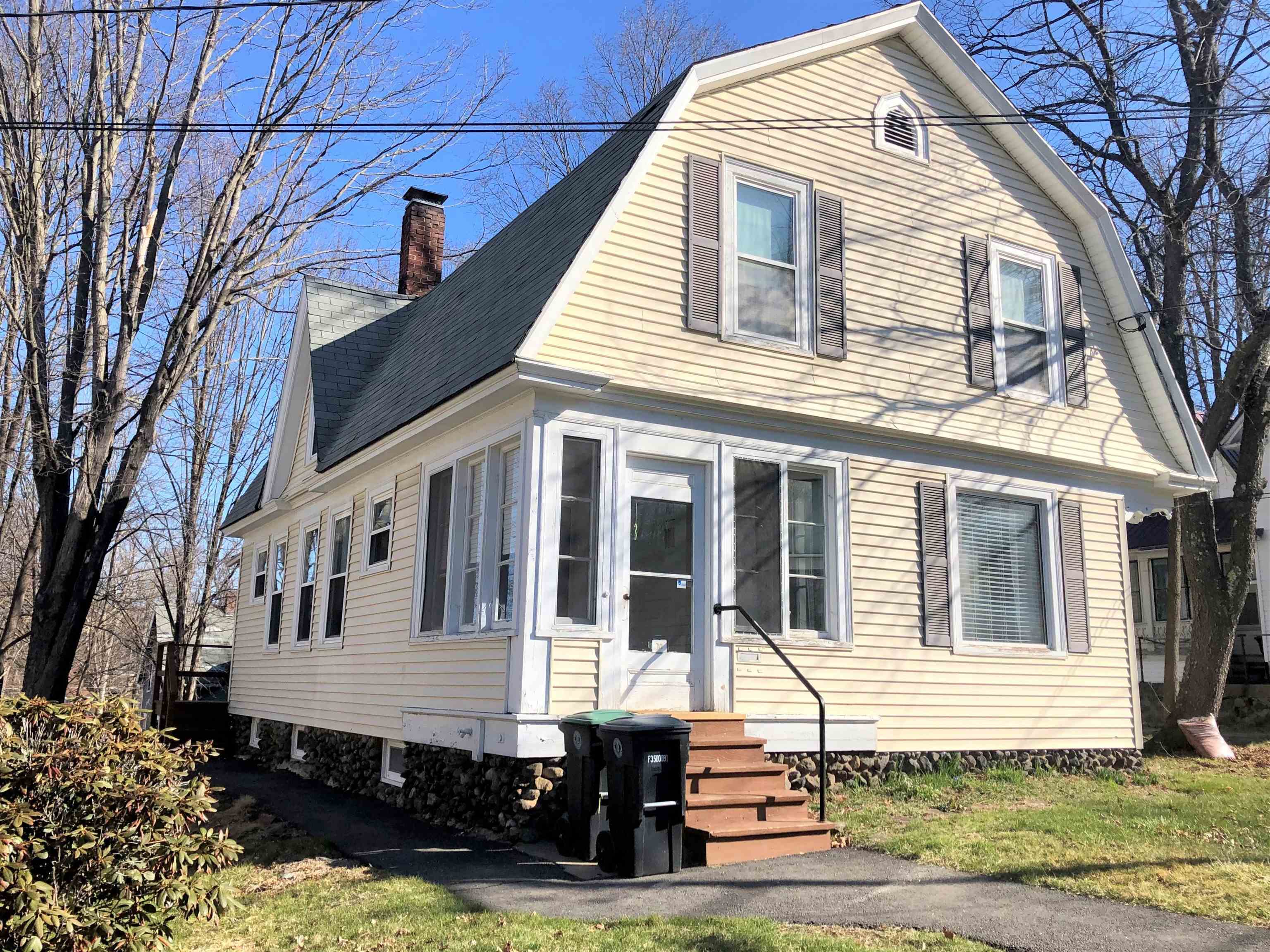 Property Photo:  30 Oak Street  NH 03235 