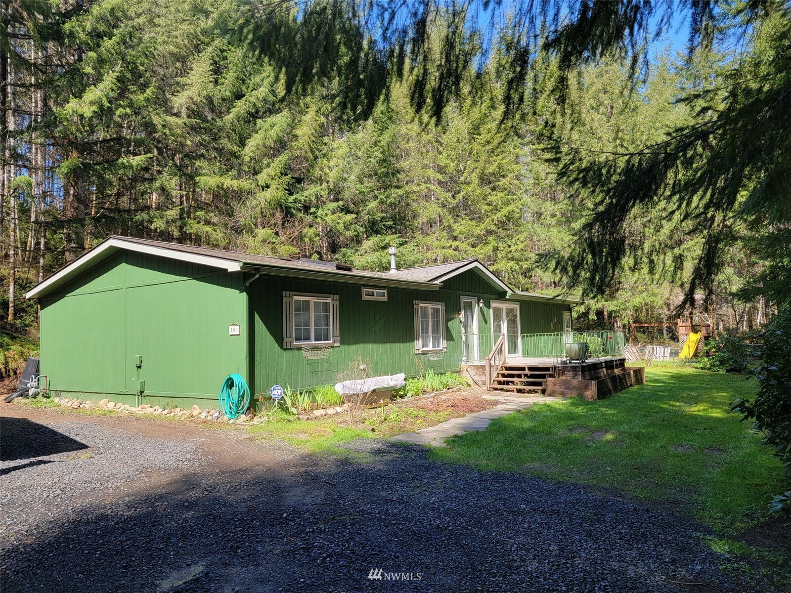 Property Photo:  101 E Dream Lane  WA 98528 