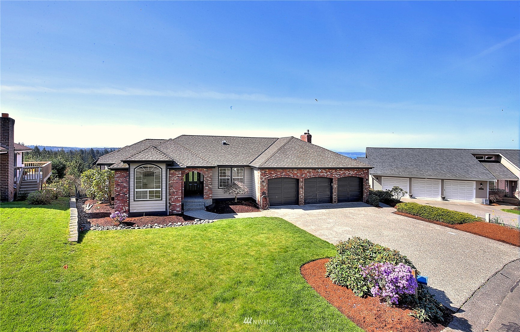 Property Photo: 8820 53rd Street Ct W WA 98467