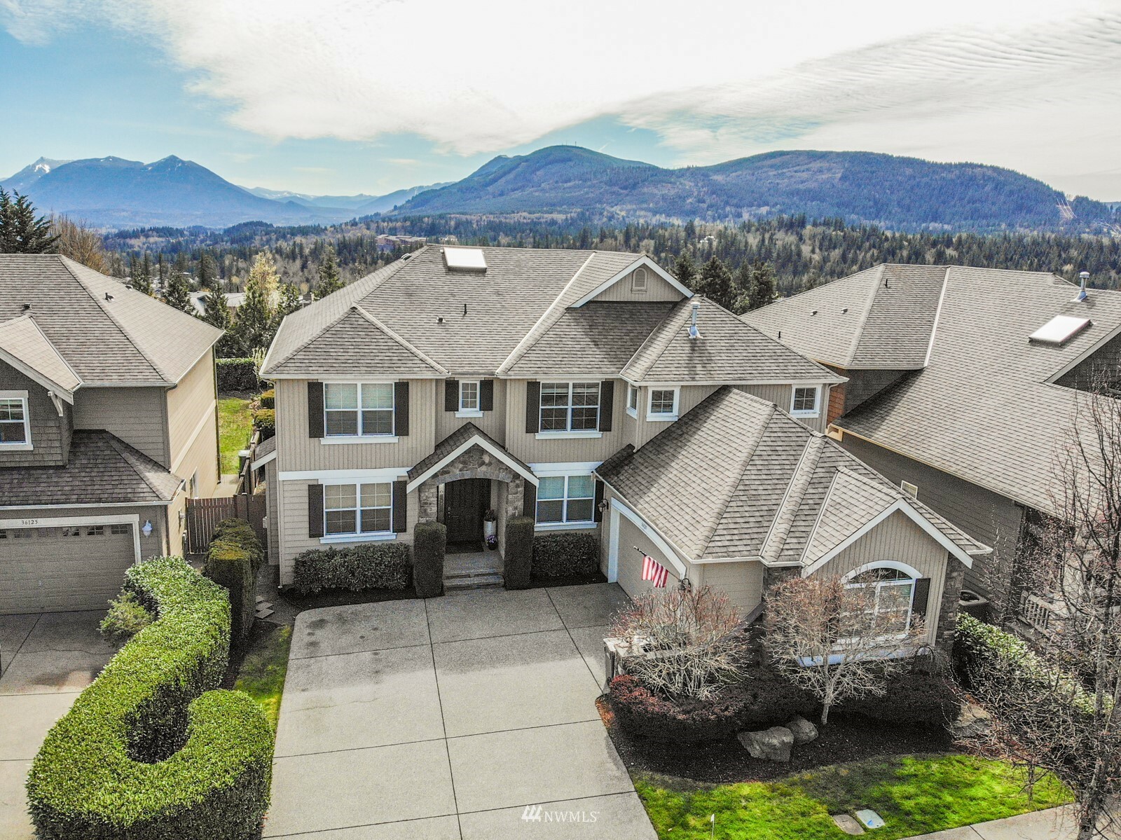 Property Photo:  36121 SE Turnberry Street  WA 98065 