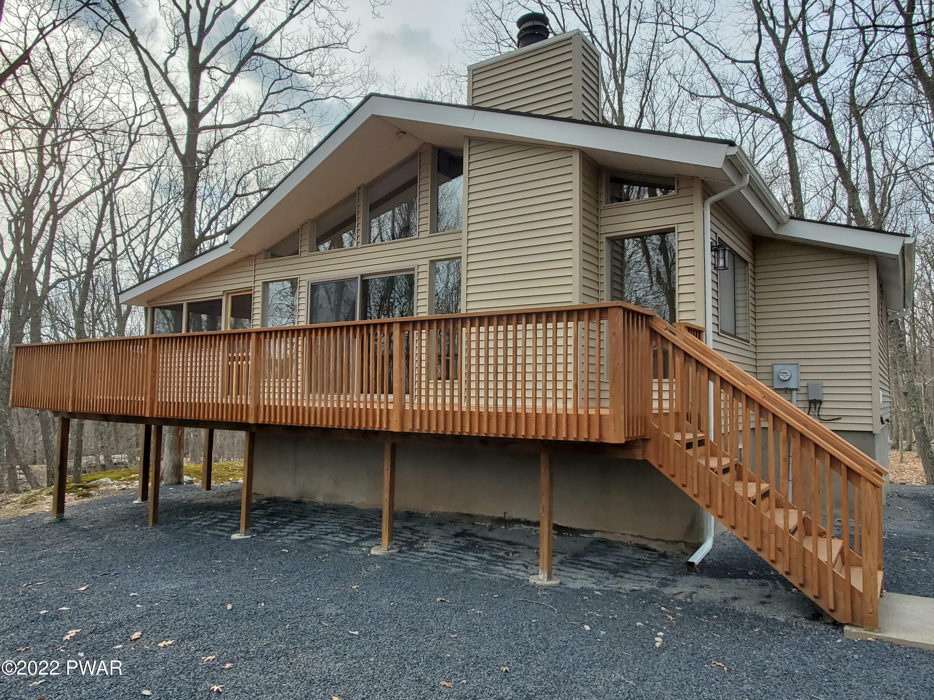 Property Photo:  220 Broadmoor Drive  PA 18428 