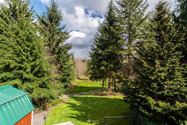 Property Photo:  16327 29th Place NE  WA 98290 