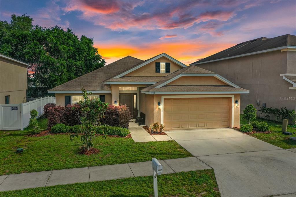 Property Photo:  1117 Berkley Ridge Lane  FL 33823 