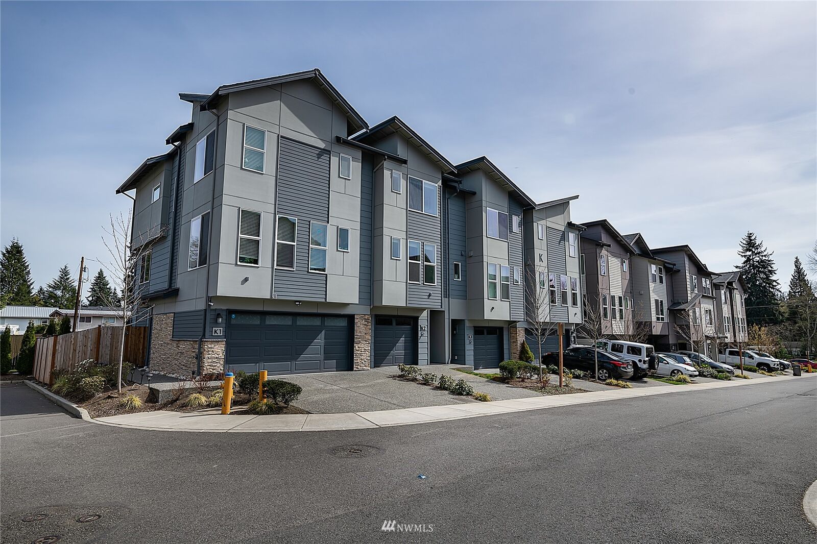 Property Photo:  15720 Meadow Road K2  WA 98037 