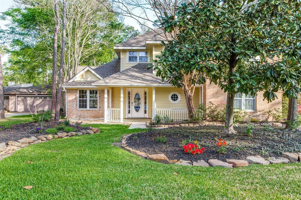 Property Photo: 39 Cornerbrook Place TX 77381