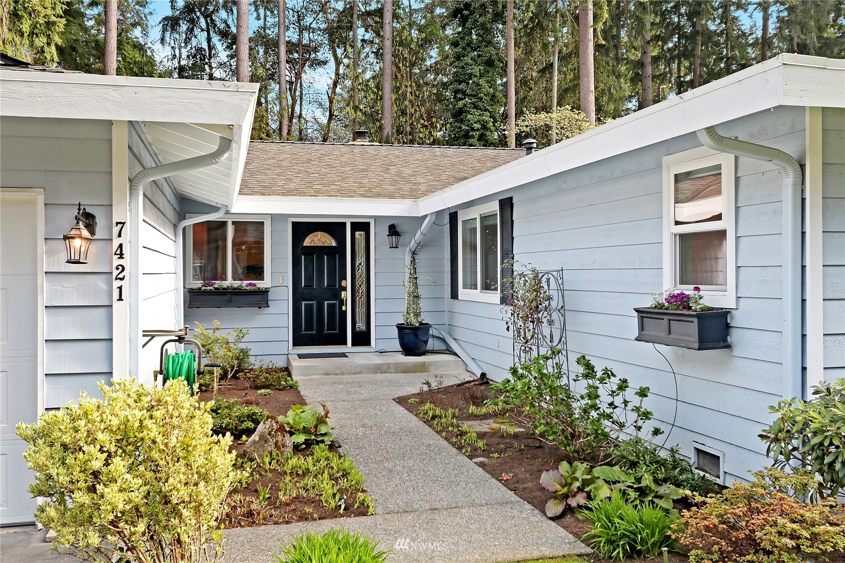 Property Photo:  7421 NE 118th Place  WA 98034 