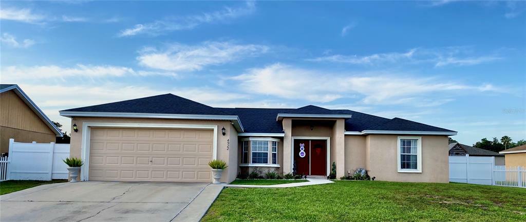 Property Photo:  4922 St James Drive  FL 33881 