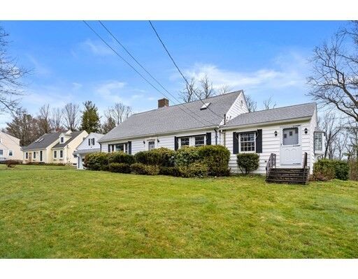 Property Photo:  120 Brattle St  MA 01606 