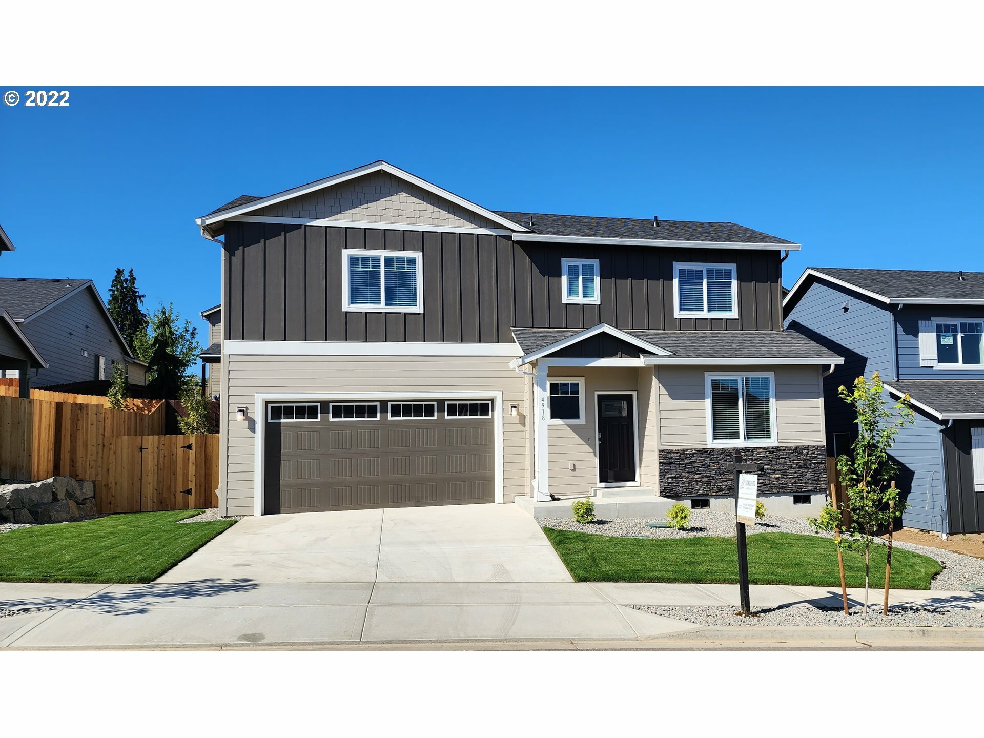 Property Photo: 4918 NE 23rd Ct WA 98663