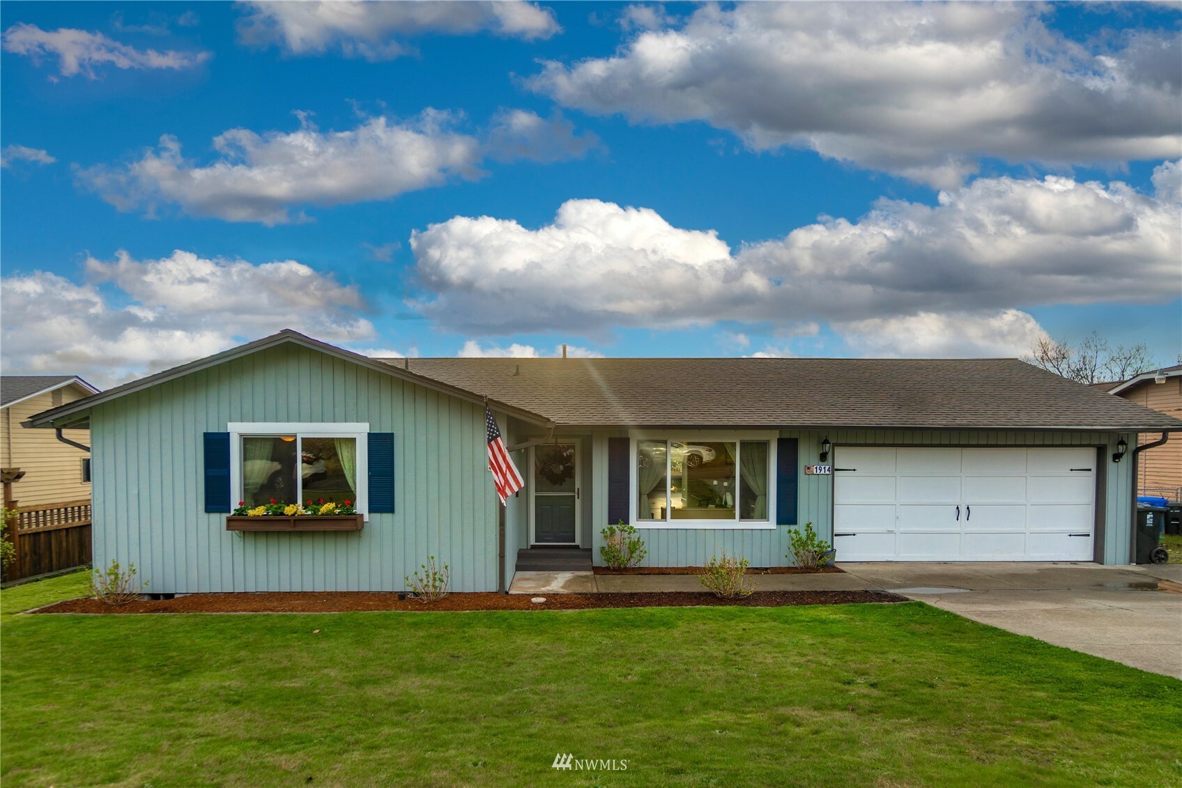 Property Photo: 1914 64th Avenue NE WA 98422