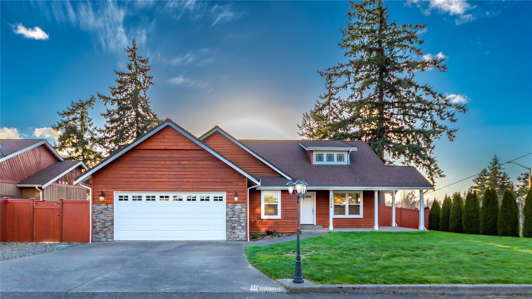 Property Photo: 12704 2nd Avenue E WA 98445