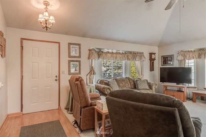 Property Photo: 1717 93rd Drive SE WA 98258