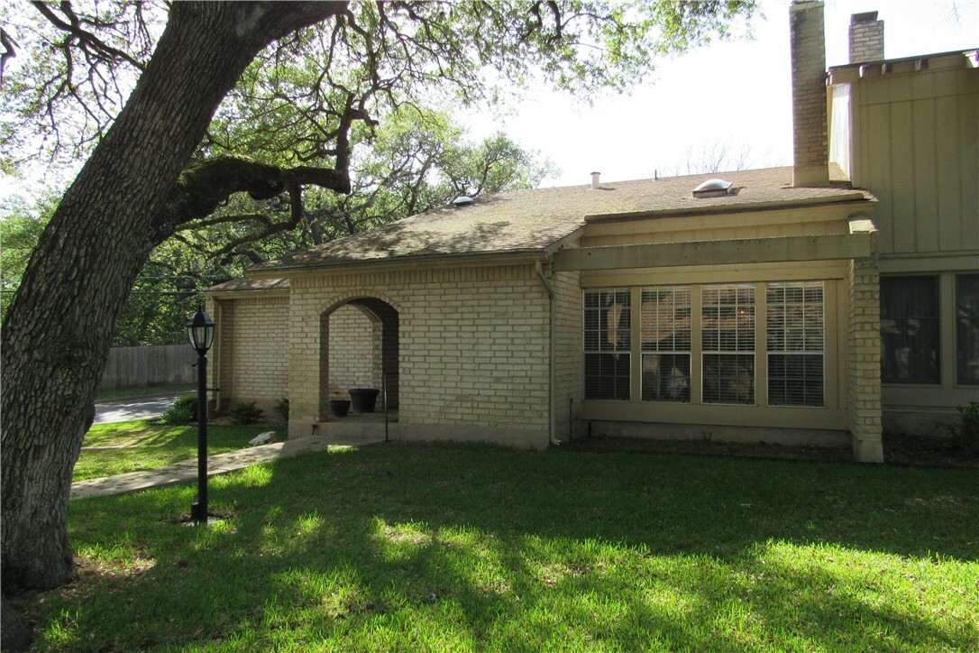 Property Photo:  8101 East Court  TX 78759 