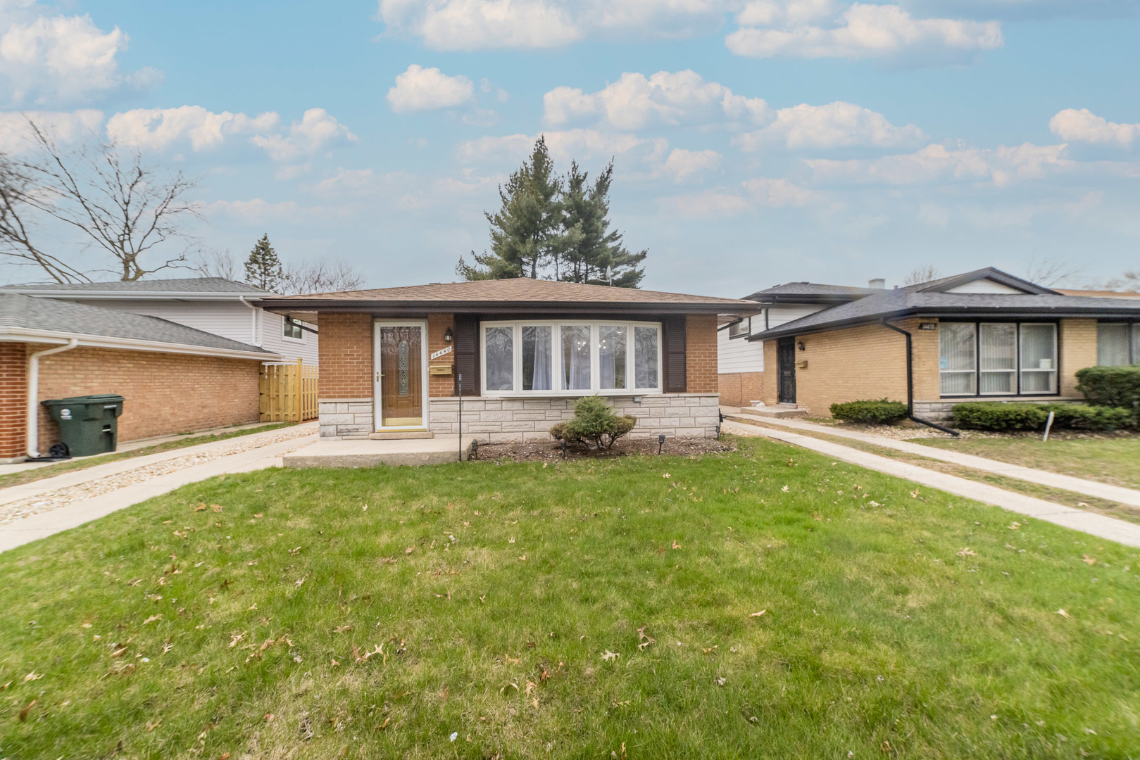 14440 Sanderson Avenue  Dolton IL 60419 photo