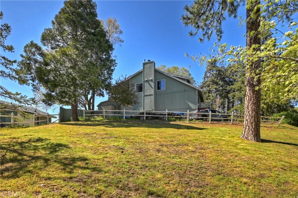 Property Photo:  404 Donner Drive  CA 92325 