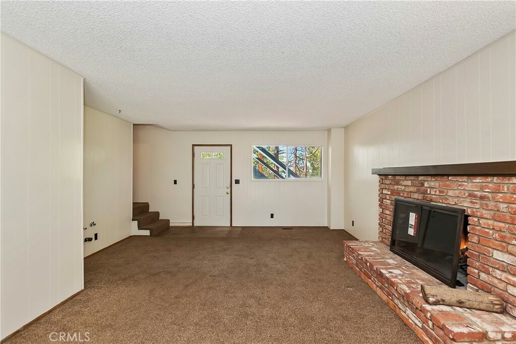 Property Photo:  481 Pyramid Drive  CA 92352 